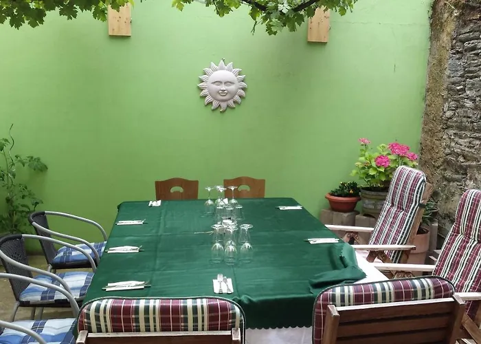 Gaestehaus Gaes Nocleg ze śniadaniem Trittenheim