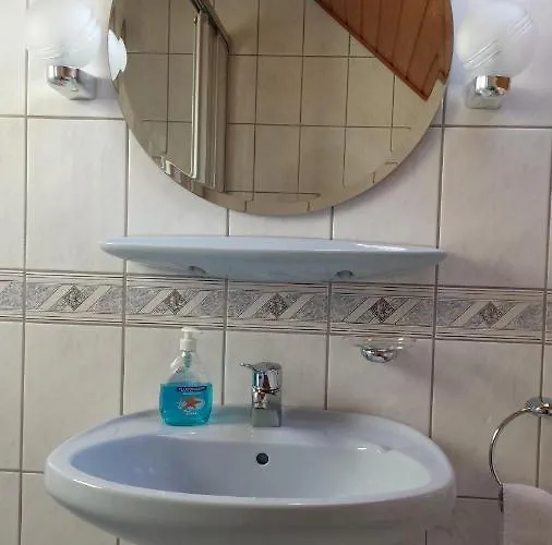 Gaestehaus Gaes Trittenheim